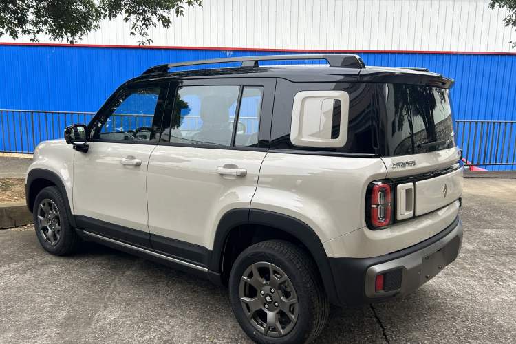 Used Baojun Spark EUV 2026 Model 401km Flagship Edition Exterior 3
