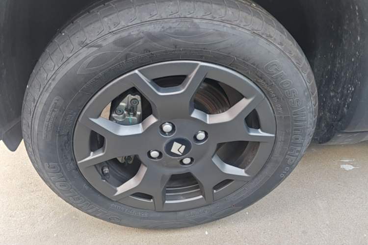 Used Baojun Spark EUV 2026 301km Flagship Edition Exterior 4