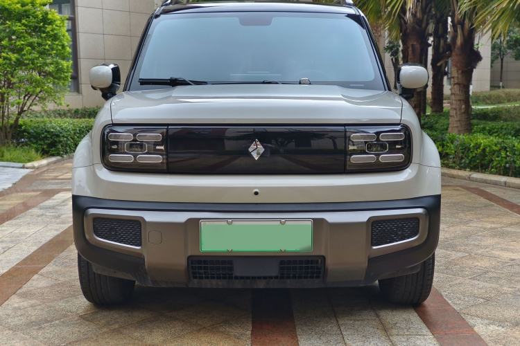 Used Baojun Spark EUV 2026 301km Flagship Edition Exterior 4