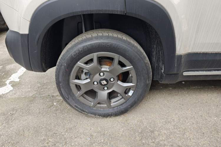 Used Baojun Spark EUV 2026 301km Flagship Edition Exterior 5
