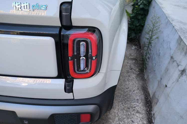 Used Baojun Spark EUV 2026 301km Flagship Edition Exterior 6