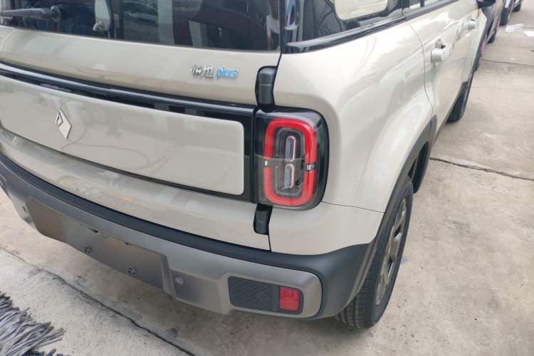 Used Baojun Spark EUV 2026 301km Flagship Edition Exterior 6