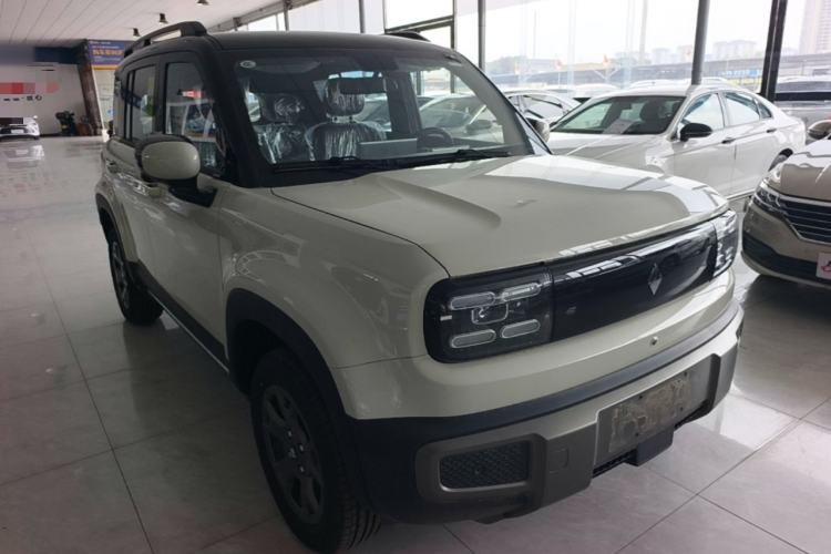 Used Baojun Spark EUV 2026 301km Flagship Edition Front Right 45 Deg