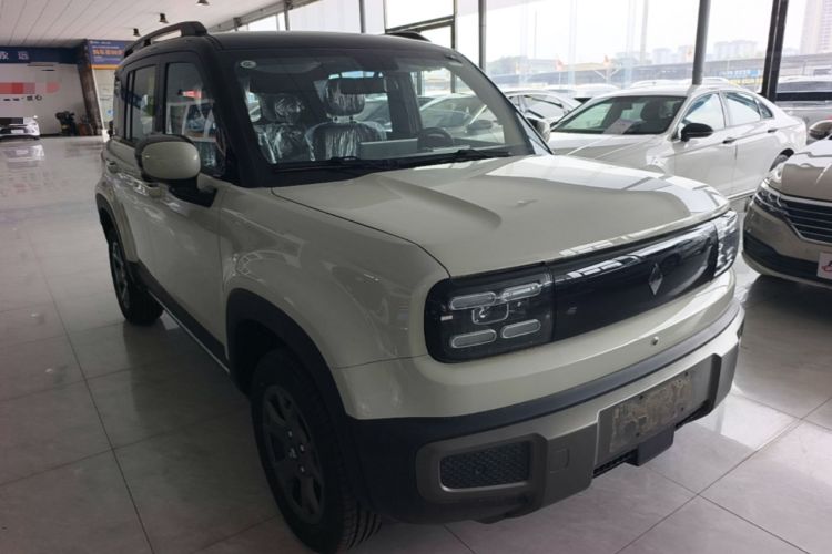 Used Baojun Spark EUV 2026 301km Flagship Edition Front Right 45 Deg