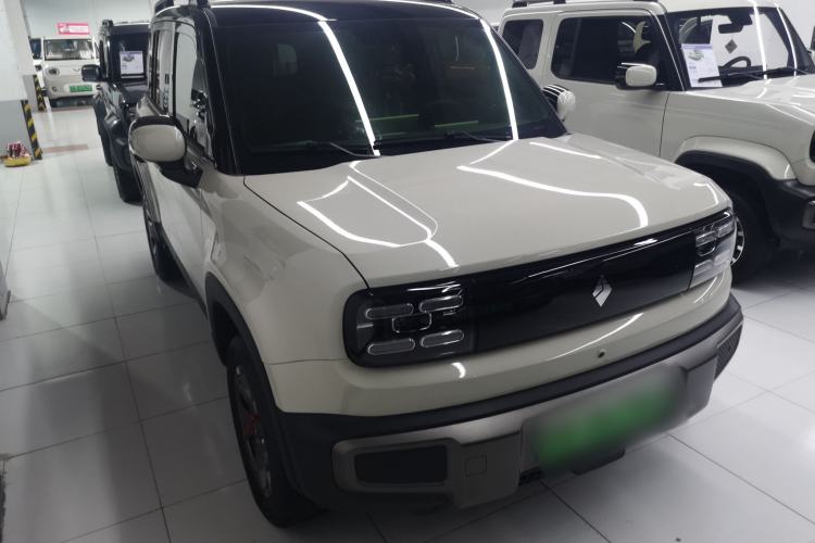 Used Baojun Spark EUV 2026 301km Flagship Edition Front Right 45 Deg