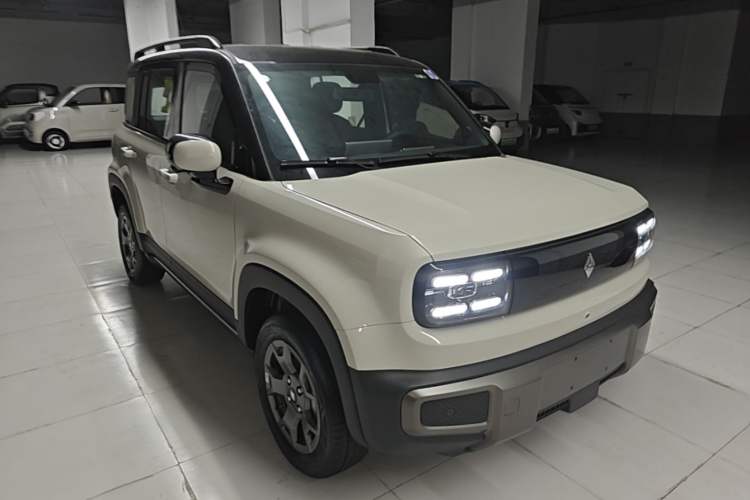 Used Baojun Spark EUV 2026 301km Flagship Edition Front Right 45 Deg