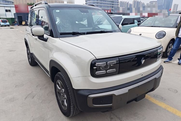 Used Baojun Spark EUV 2026 301km Flagship Edition Front Right 45 Deg