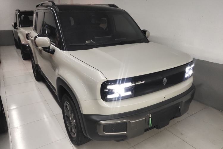Used Baojun Spark EUV 2026 301km Flagship Edition Front Right 45 Deg