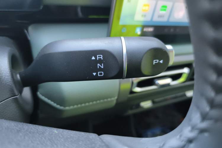 Used Baojun Spark EUV 2026 301km Flagship Edition Gear Lever