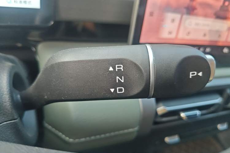 Used Baojun Spark EUV 2026 301km Flagship Edition Gear Lever