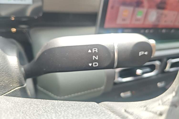Used Baojun Spark EUV 2026 301km Flagship Edition Gear Lever