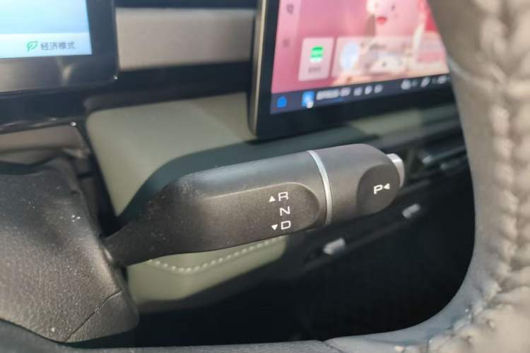 Used Baojun Spark EUV 2026 301km Flagship Edition Gear Lever