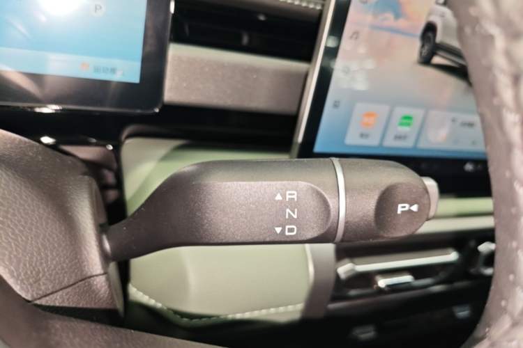 Used Baojun Spark EUV 2026 301km Flagship Edition Gear Lever