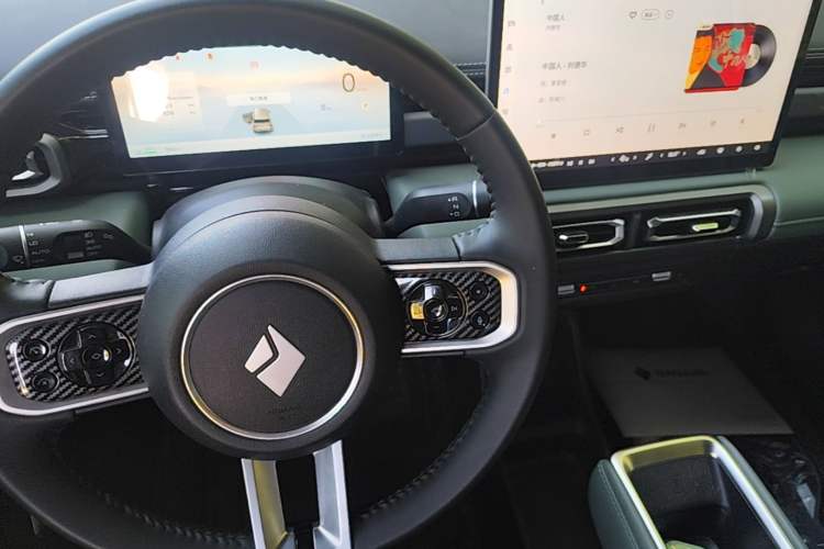 Used Baojun Spark EUV 2026 301km Flagship Edition Gear Lever