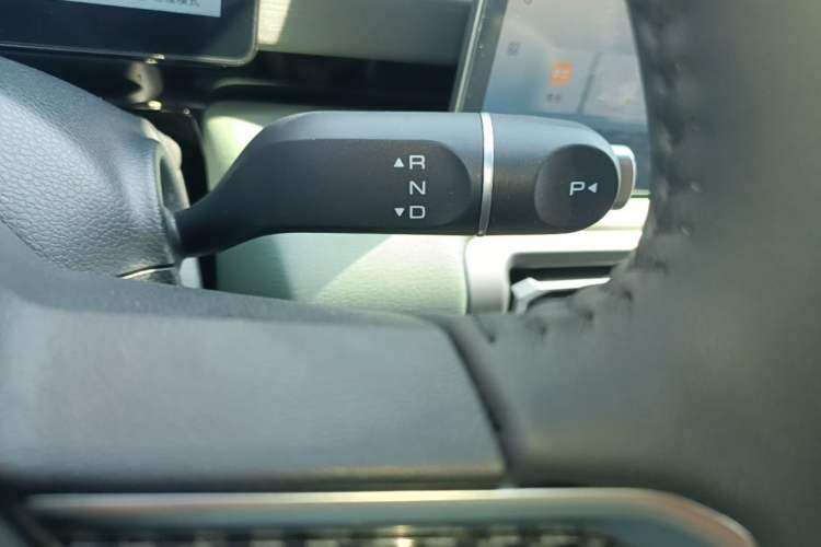 Used Baojun Spark EUV 2026 301km Flagship Edition Gear Lever