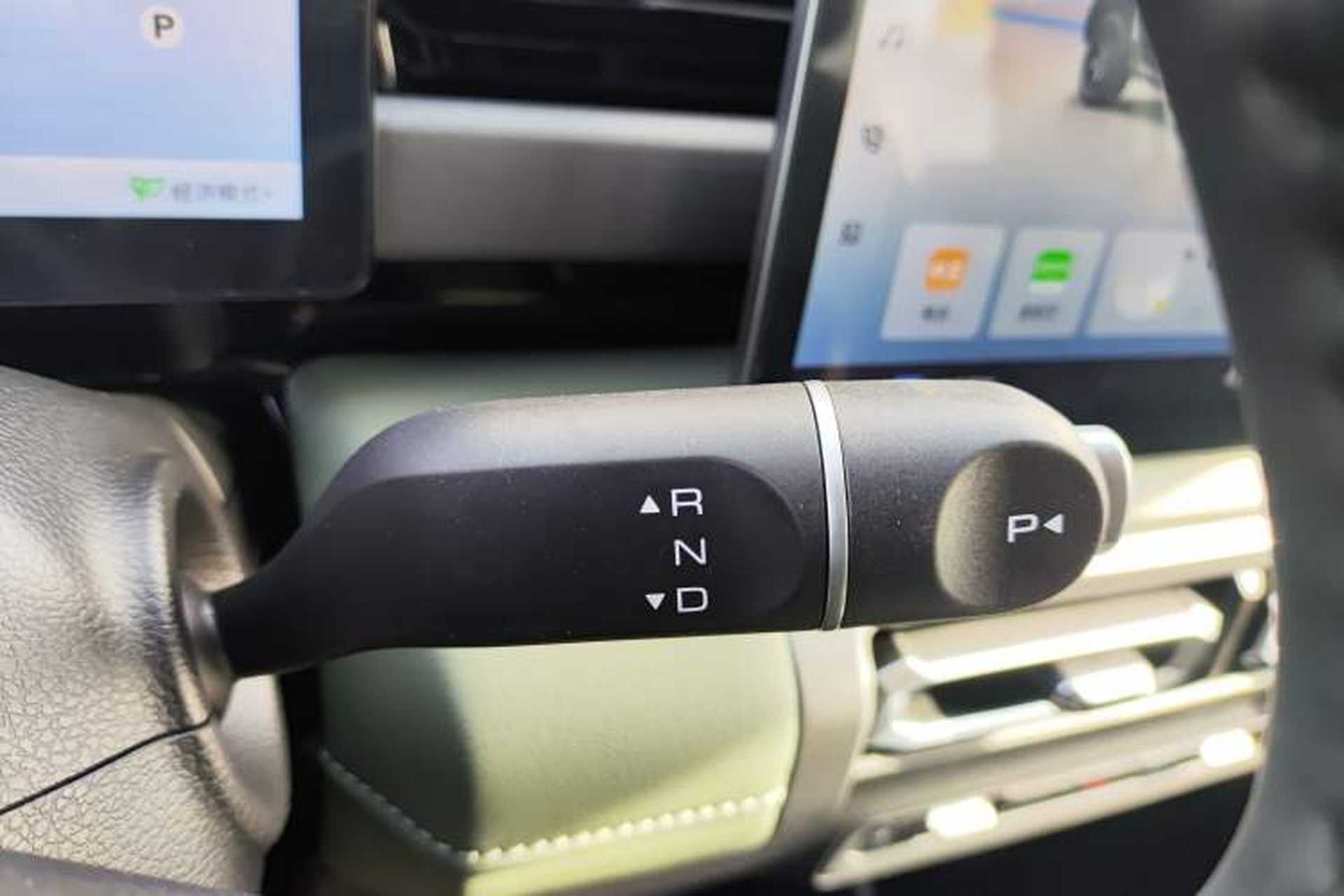 Used Baojun Spark EUV 2026 301km Flagship Edition Gear Lever