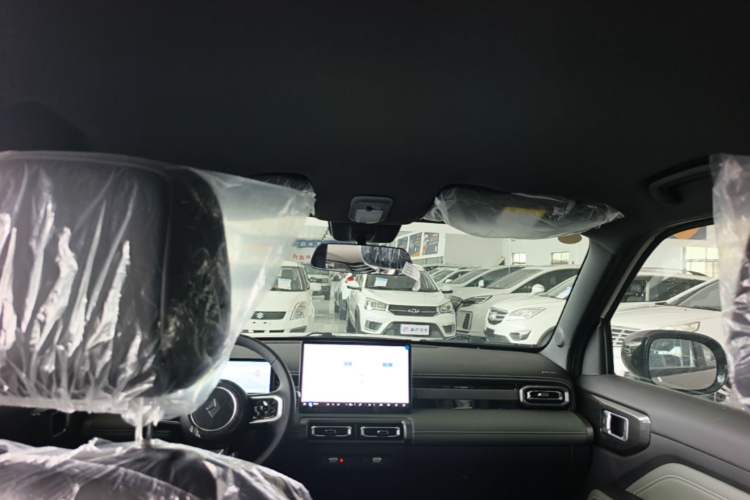 Used Baojun Spark EUV 2026 301km Flagship Edition Headliner
