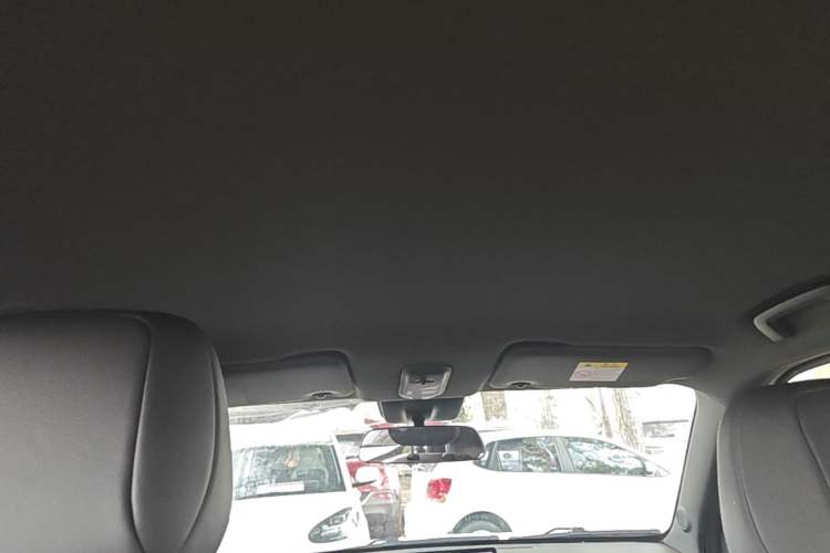 Used Baojun Spark EUV 2026 301km Flagship Edition Headliner