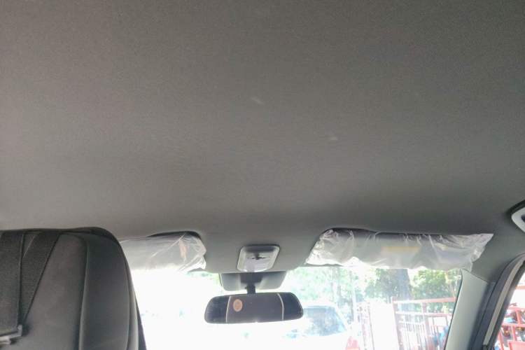 Used Baojun Spark EUV 2026 301km Flagship Edition Headliner