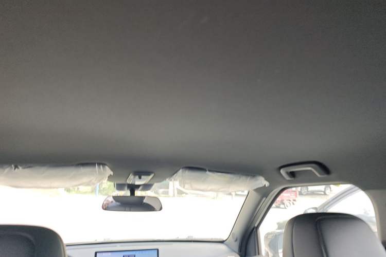 Used Baojun Spark EUV 2026 301km Flagship Edition Headliner