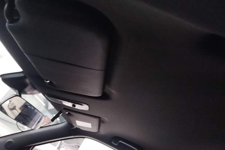 Used Baojun Spark EUV 2026 301km Flagship Edition Headliner
