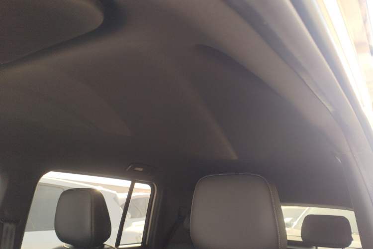 Used Baojun Spark EUV 2026 301km Flagship Edition Headliner