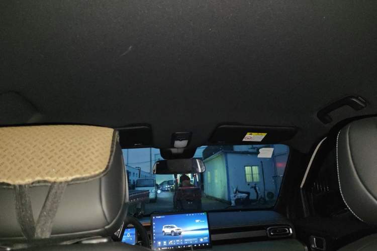 Used Baojun Spark EUV 2026 Model 401km Flagship Edition Headliner