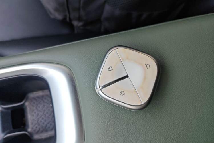Used Baojun Spark EUV 2026 301km Flagship Edition Interior 1