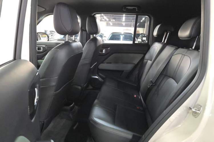 Used Baojun Spark EUV 2026 301km Flagship Edition Interior 2