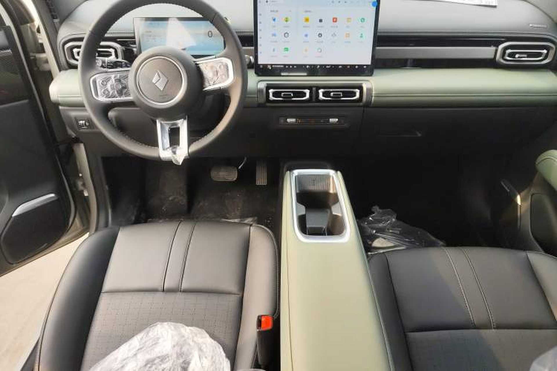 Used Baojun Spark EUV 2026 301km Flagship Edition Interior 2