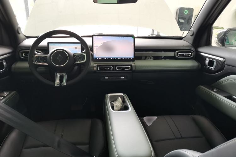 Used Baojun Spark EUV 2026 301km Flagship Edition Interior 2