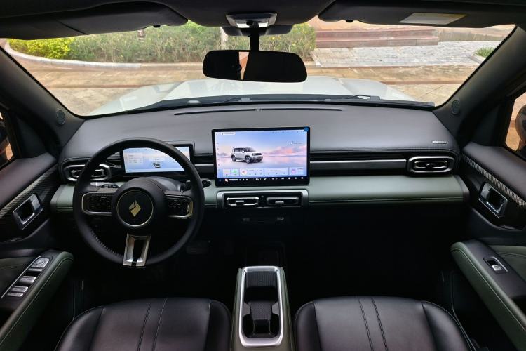 Used Baojun Spark EUV 2026 301km Flagship Edition Interior 2