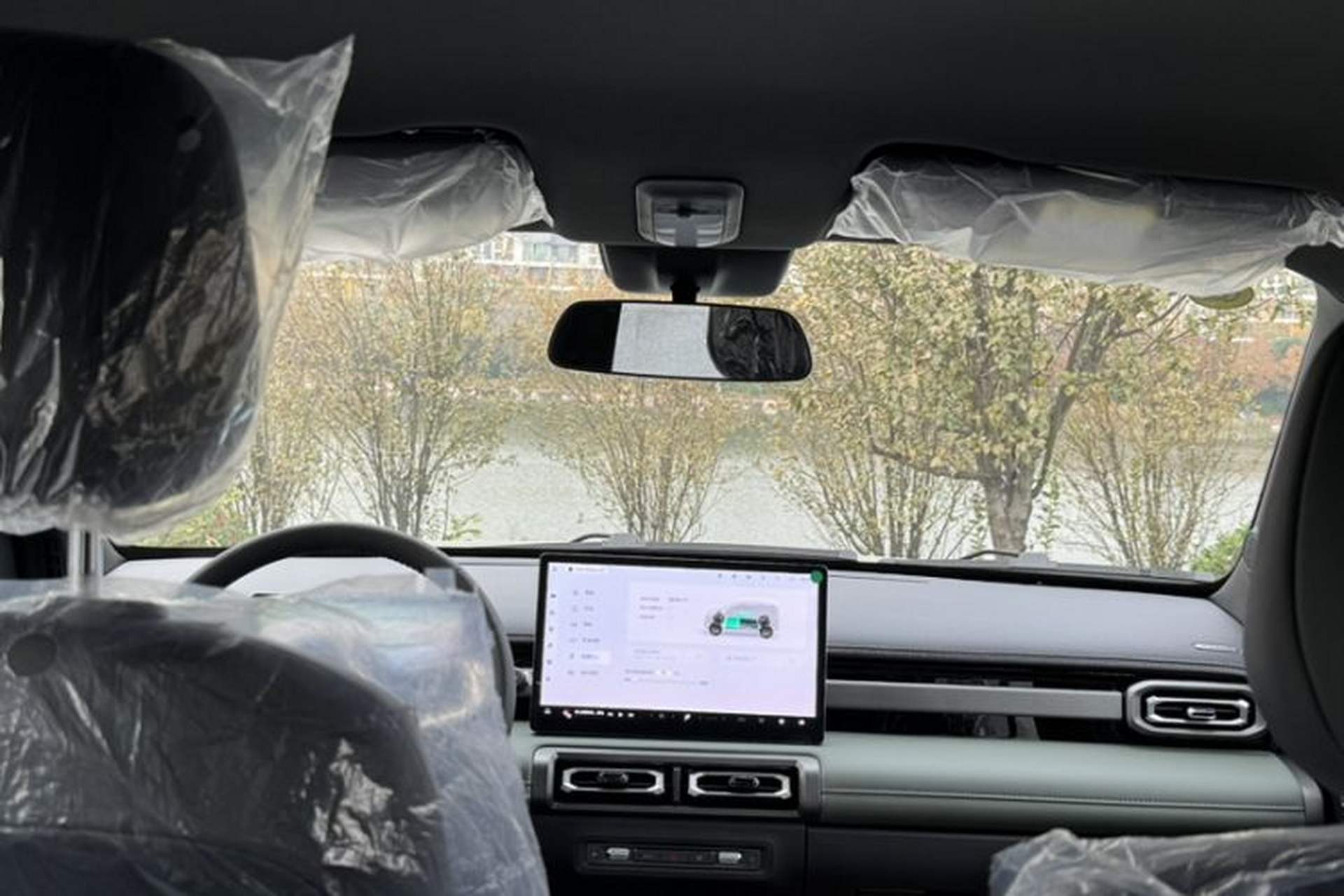 Used Baojun Spark EUV 2026 301km Flagship Edition Interior 3