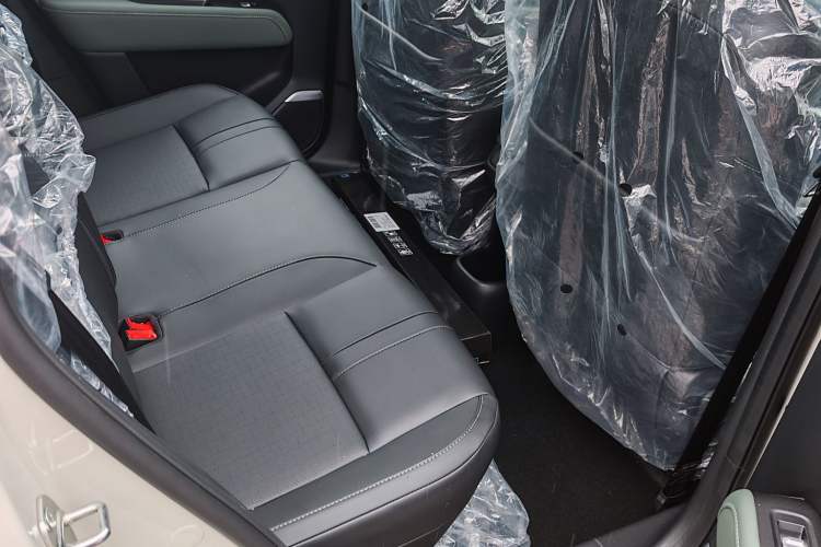 Used Baojun Spark EUV 2026 301km Flagship Edition Interior 8