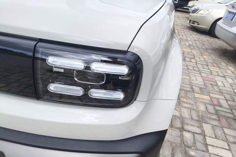 Used Baojun Spark EUV 2026 301km Flagship Edition Left Front Headlight