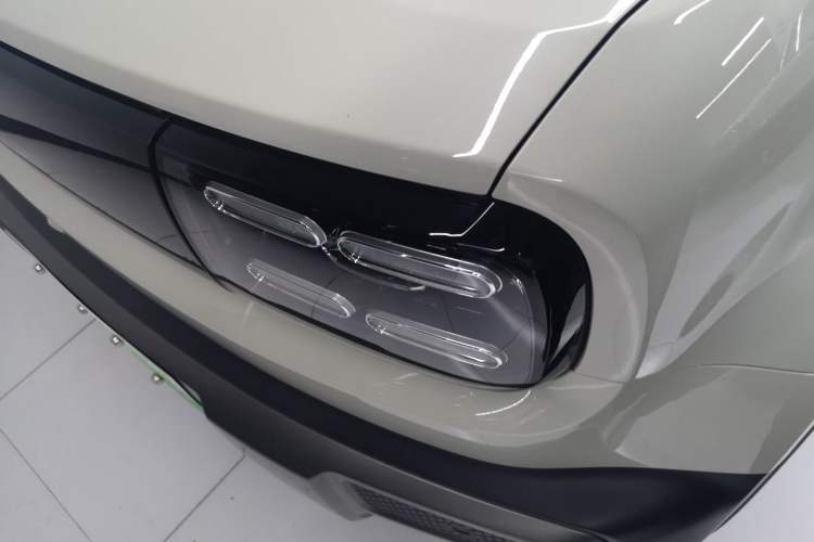 Used Baojun Spark EUV 2026 301km Flagship Edition Left Front Headlight