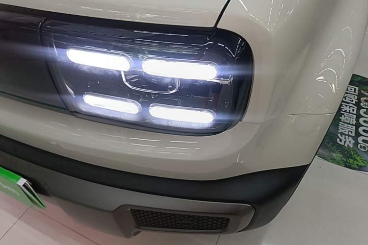 Used Baojun Spark EUV 2026 301km Flagship Edition Left Front Headlight