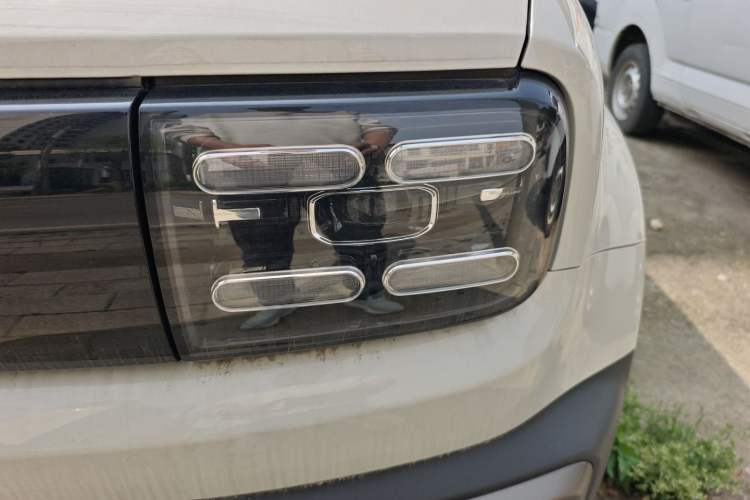 Used Baojun Spark EUV 2026 301km Flagship Edition Left Front Headlight