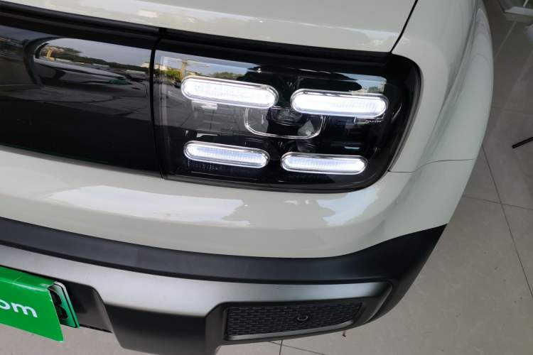 Used Baojun Spark EUV 2026 301km Flagship Edition Left Front Headlight