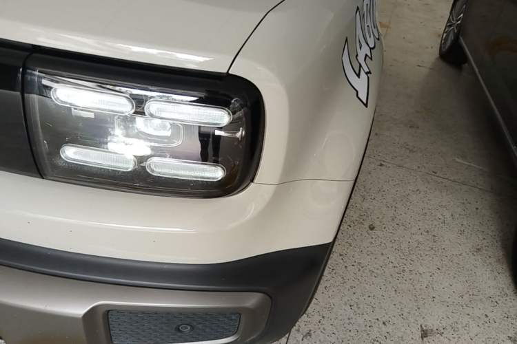 Used Baojun Spark EUV 2026 301km Flagship Edition Left Front Headlight