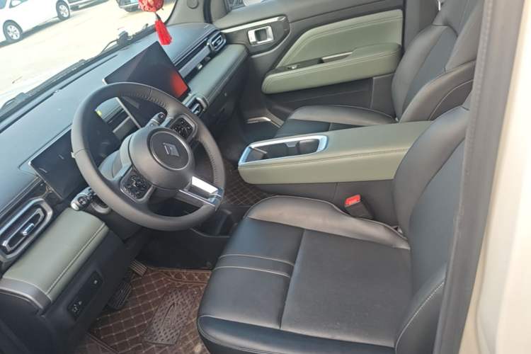 Used Baojun Spark EUV 2026 301km Flagship Edition Left Front Seat