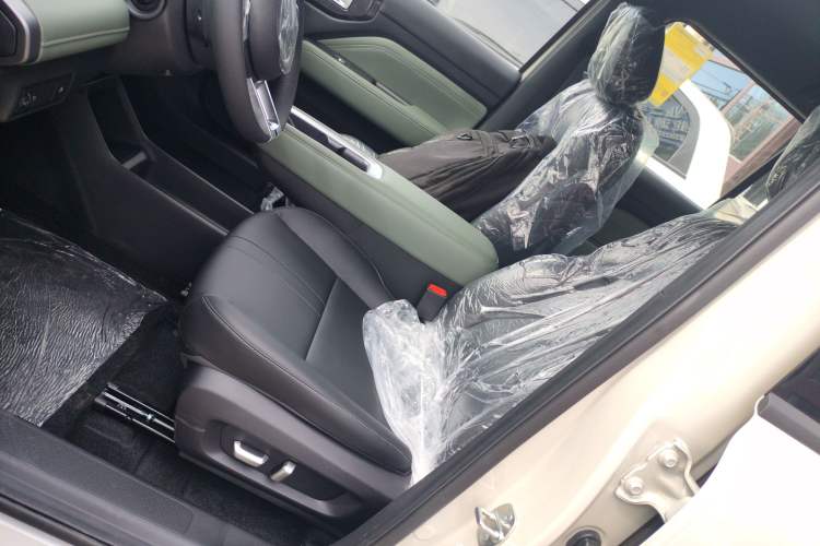 Used Baojun Spark EUV 2026 301km Flagship Edition Left Front Seat