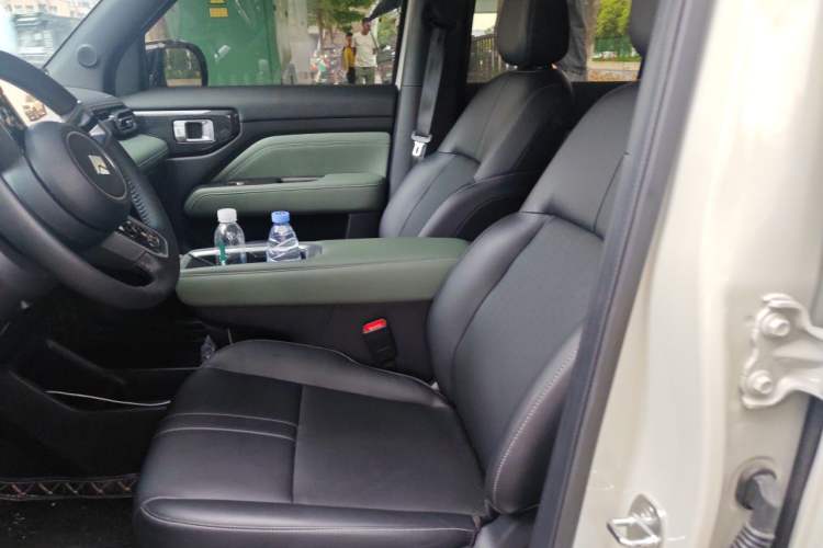 Used Baojun Spark EUV 2026 301km Flagship Edition Left Front Seat