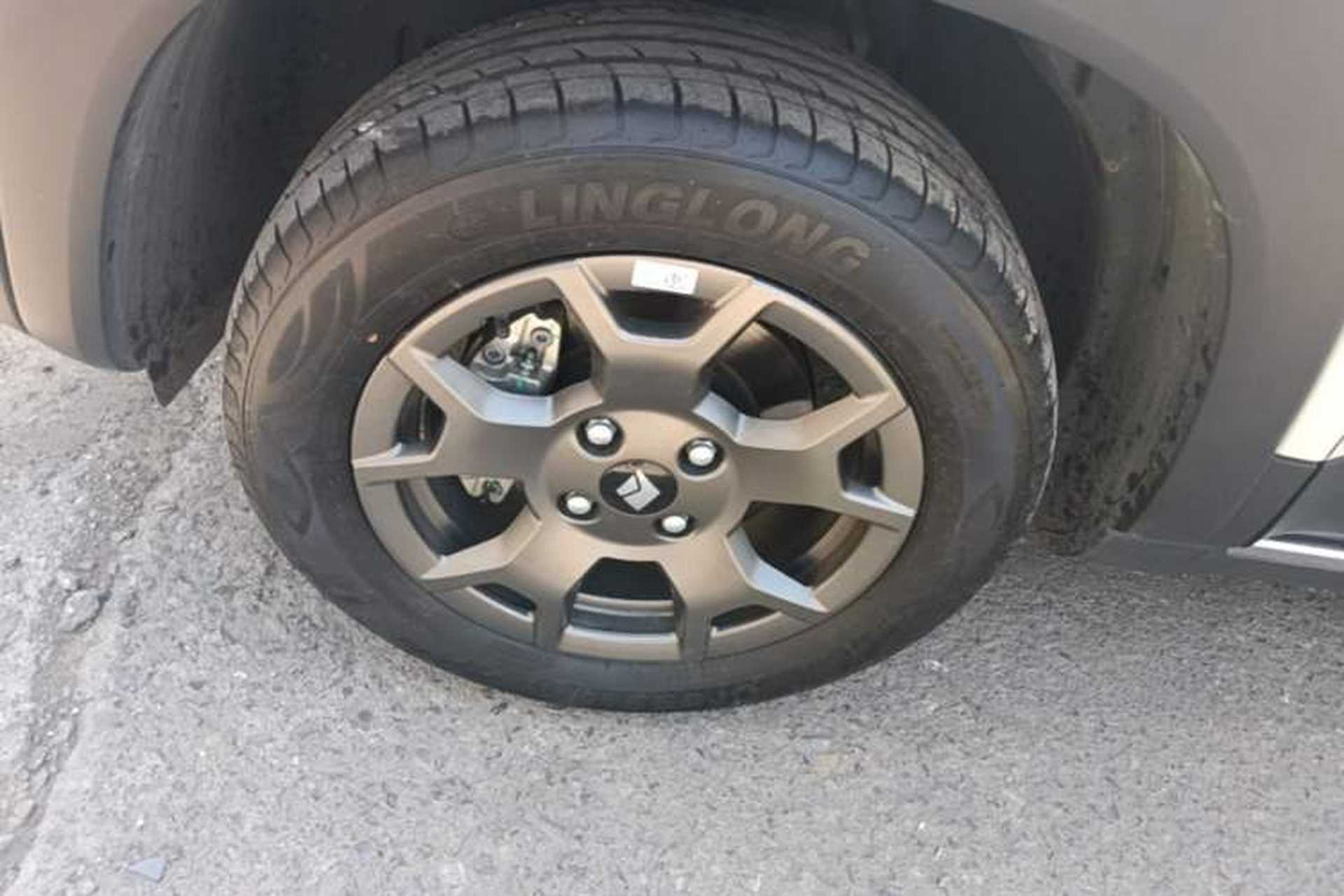 Used Baojun Spark EUV 2026 301km Flagship Edition Left Front Wheel Hub
