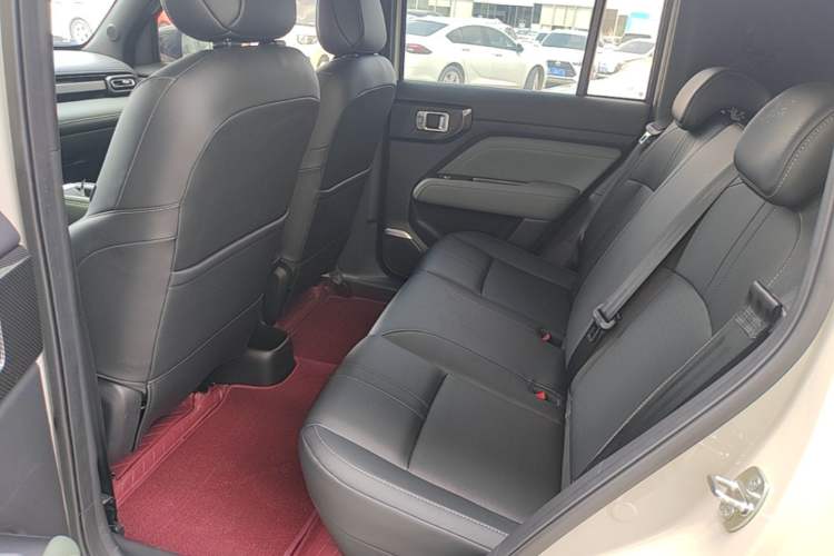 Used Baojun Spark EUV 2026 301km Flagship Edition Left Rear Seat