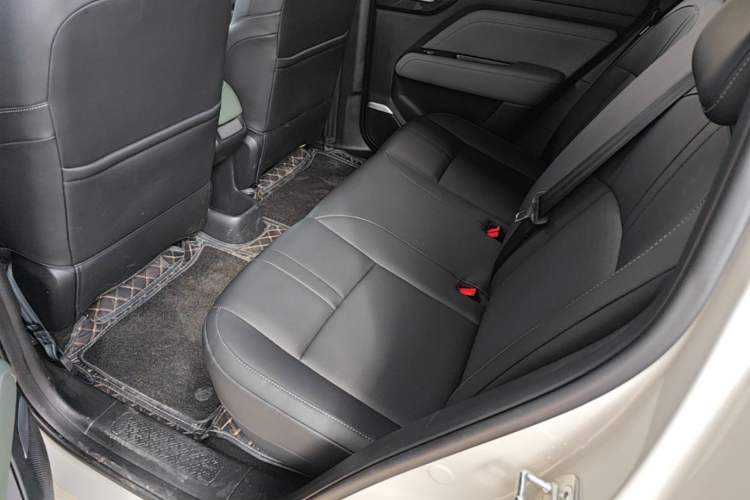 Used Baojun Spark EUV 2026 301km Flagship Edition Left Rear Seat