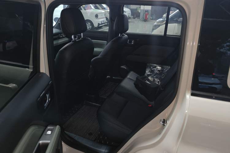 Used Baojun Spark EUV 2026 Model 501km Flagship Edition Left Rear Seat
