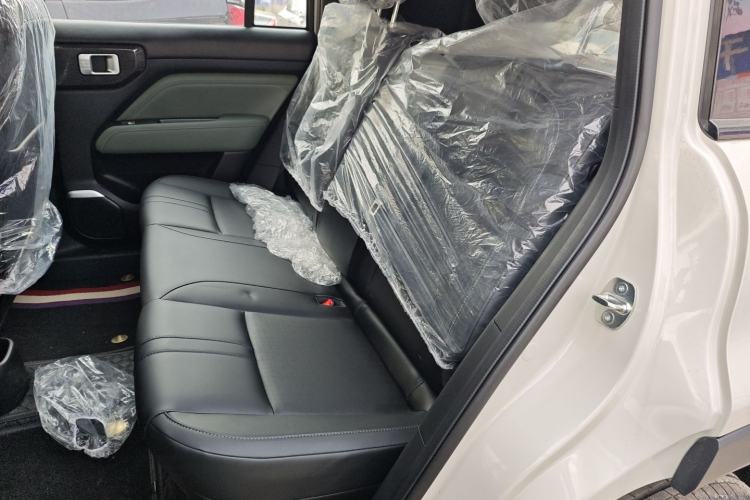 Used Baojun Spark EUV 2026 301km Flagship Edition Left Rear Seat
