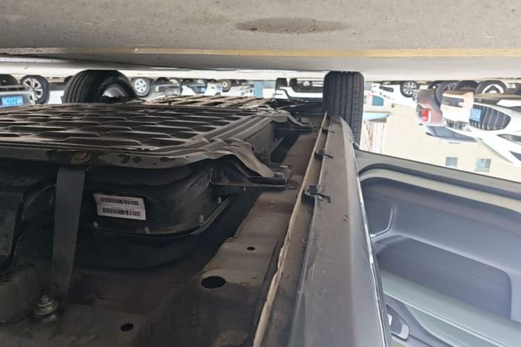 Used Baojun Spark EUV 2026 301km Flagship Edition Left Side Sill