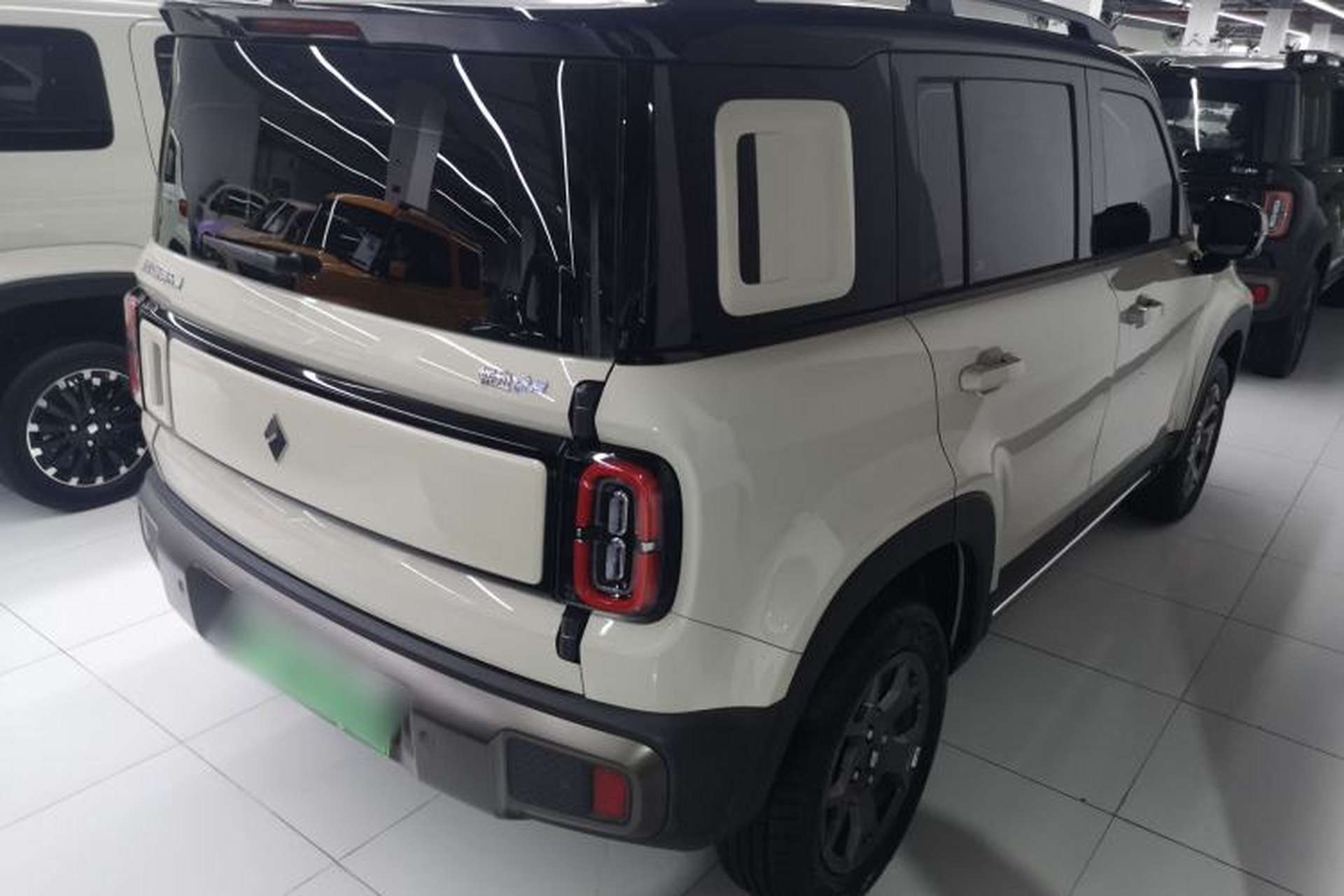 Used Baojun Spark EUV 2026 301km Flagship Edition Rear Right 45 Deg